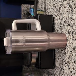 Stanley 40 oz tumbler(offers welcomed)
